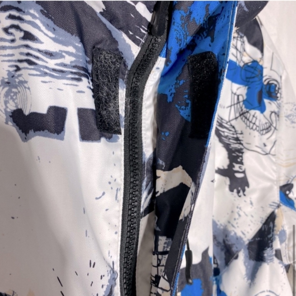 jacket - Picture 3 of 5